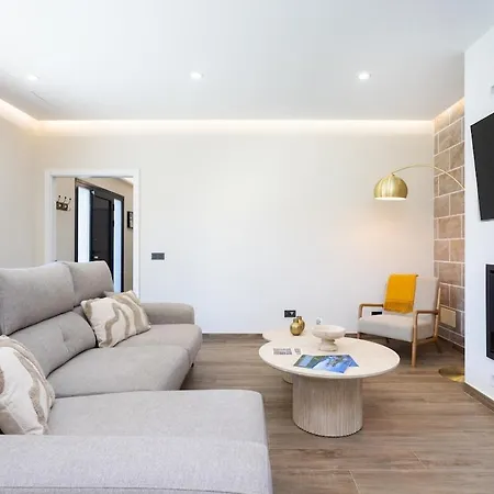 Celestina Lujo Y Piscina Climatizada En Plena Naturaleza